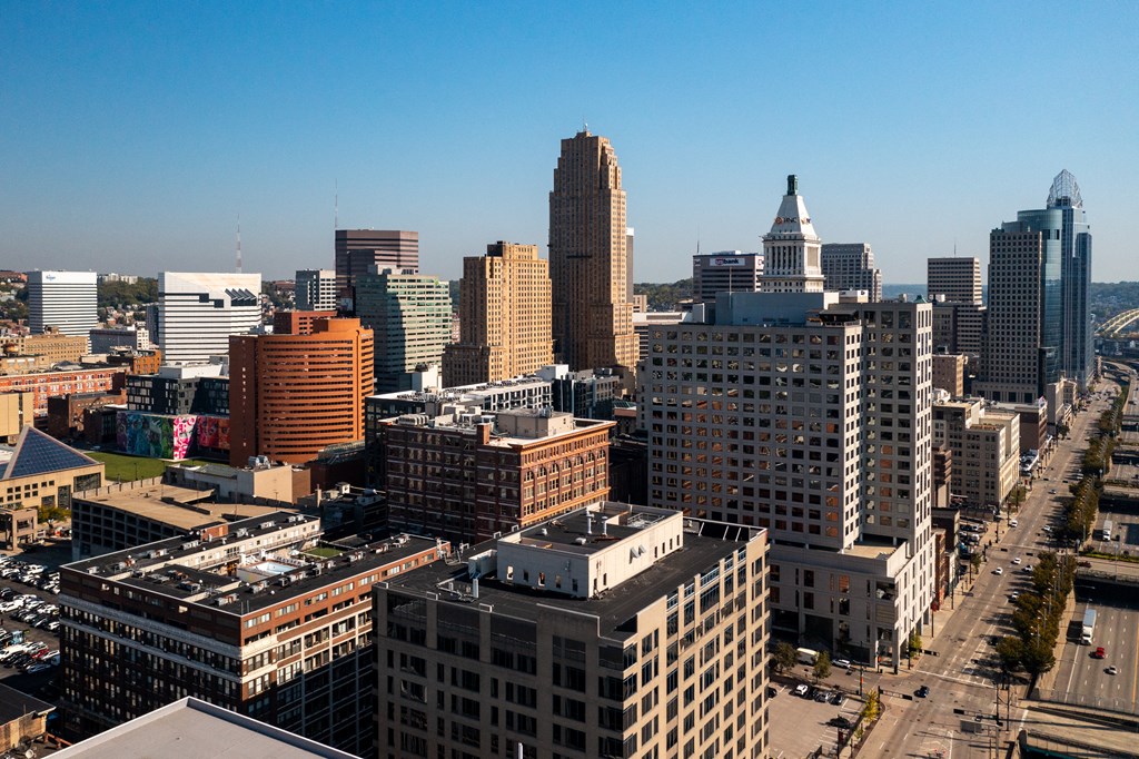 a view of the city from a skyscraper at Textile Apartments, Ohio, 45202