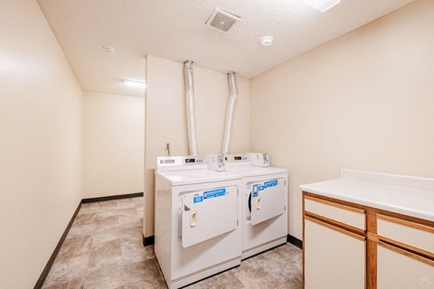 1331 G St 1-2 Beds Apartment for Rent