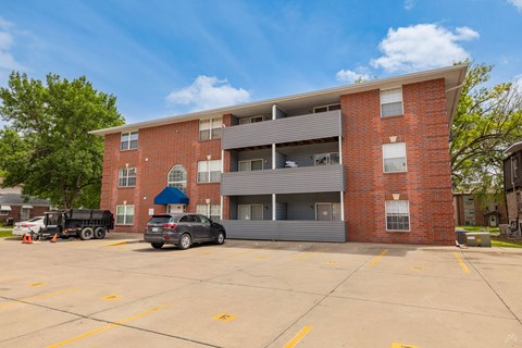 1331 G St 1-2 Beds Apartment for Rent