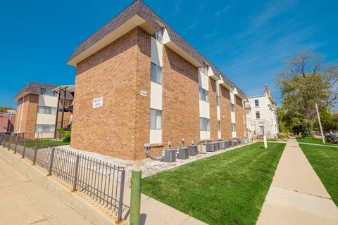 1020 & 1028 H Street 1 Apartment for Rent