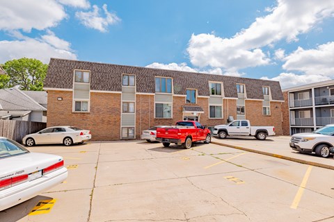 1126 F Parking Lot