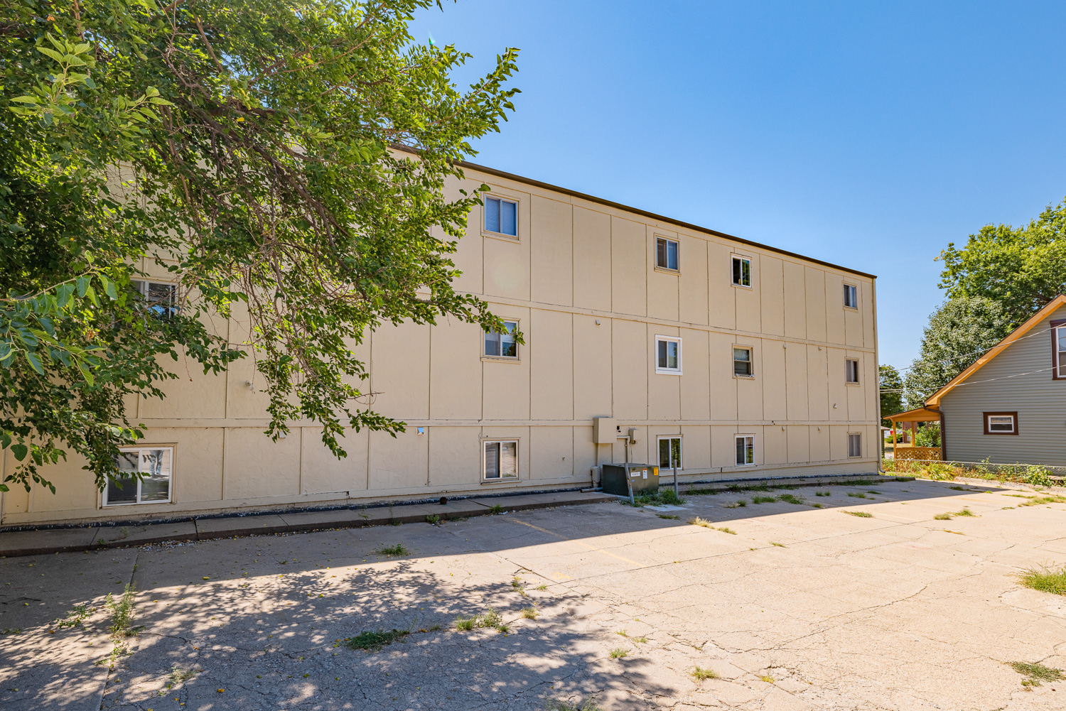 2312 R St Studio Apartment for Rent - Photo gallery 3