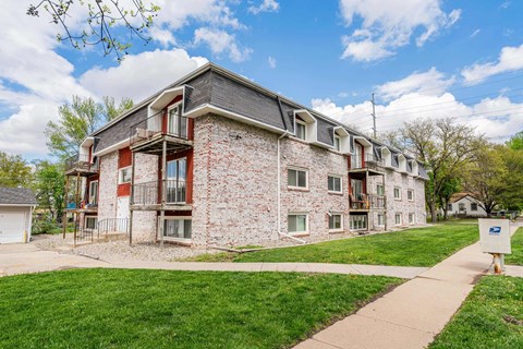 2901 N 56Th St 1-2 Beds Apartment for Rent
