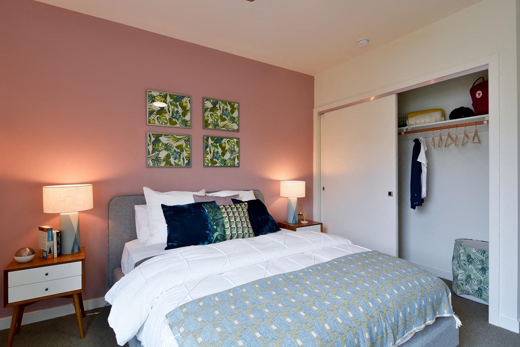 Bedroom with queen bed and two bedside tables