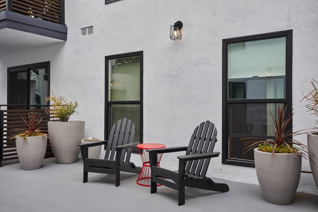 Sun deck with chairs