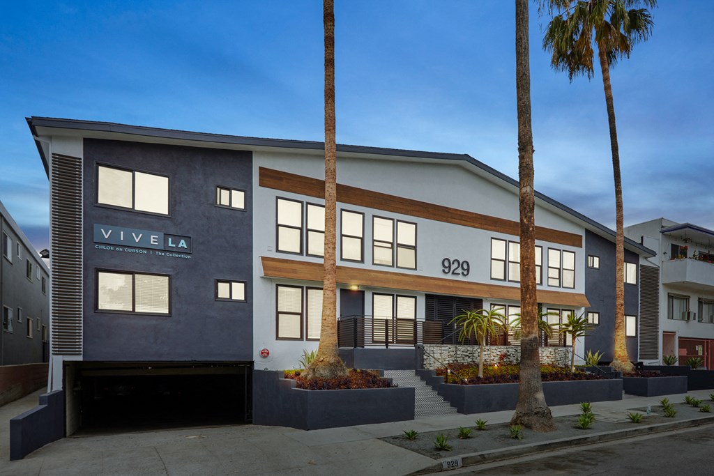 Dusk Exterior of Chloe on Curson