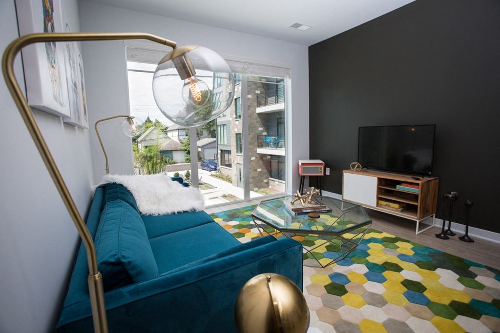 Couch at Pinnex, Indianapolis, 46203