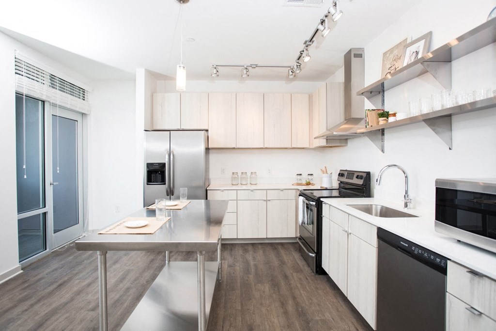 kitchen in apartment at 747 Apartments, Indianapolis, IN