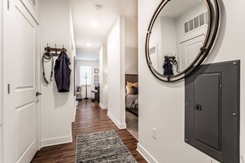 front hallway of apartment - Photo Gallery 18