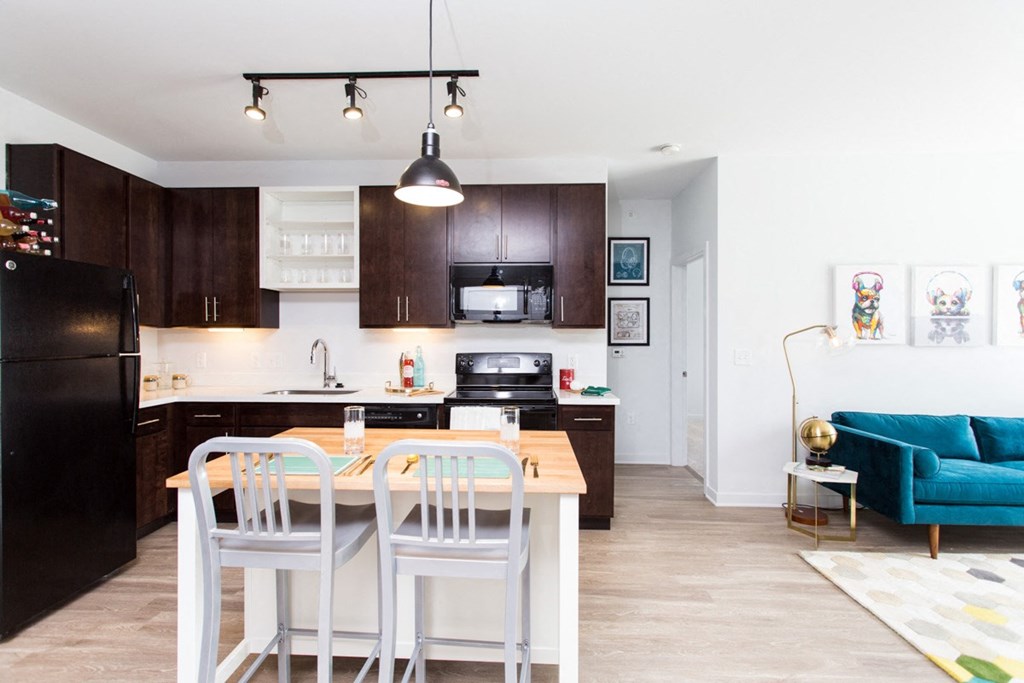 kitchen table and kitchen at Pinnex, Indianapolis, Indiana