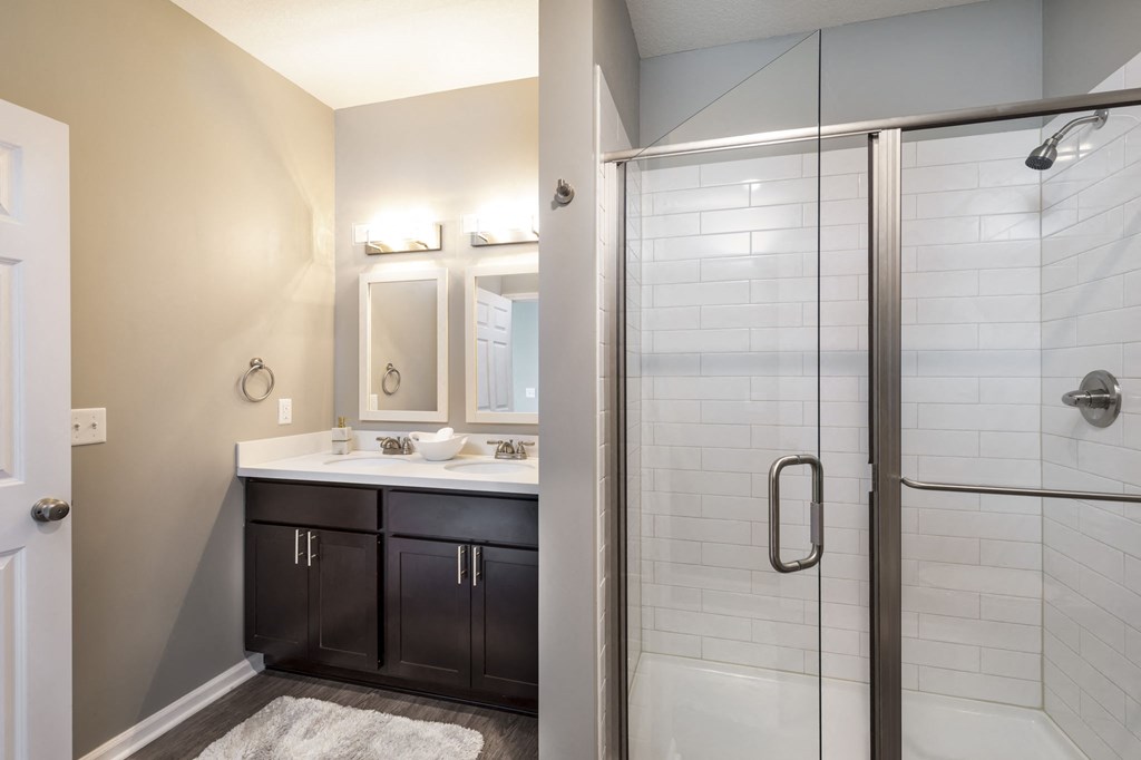 Master Bathroom at Springhill Apartments, Overland Park, KS, 66213