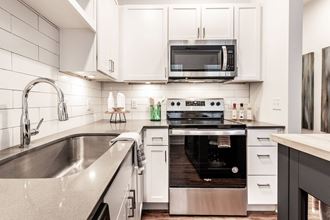 1224 Prospect Street Studio-2 Beds Apartment for Rent - Photo Gallery 1
