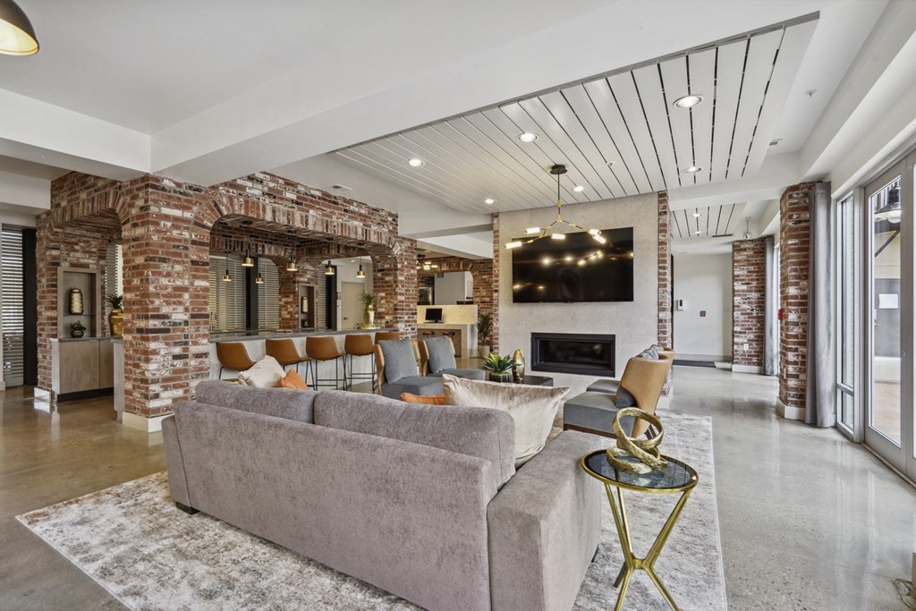 Clubhouse at Penn Circle, Carmel