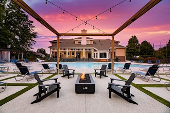 firepit with sitting area at swimming pool patio - Photo Gallery 2