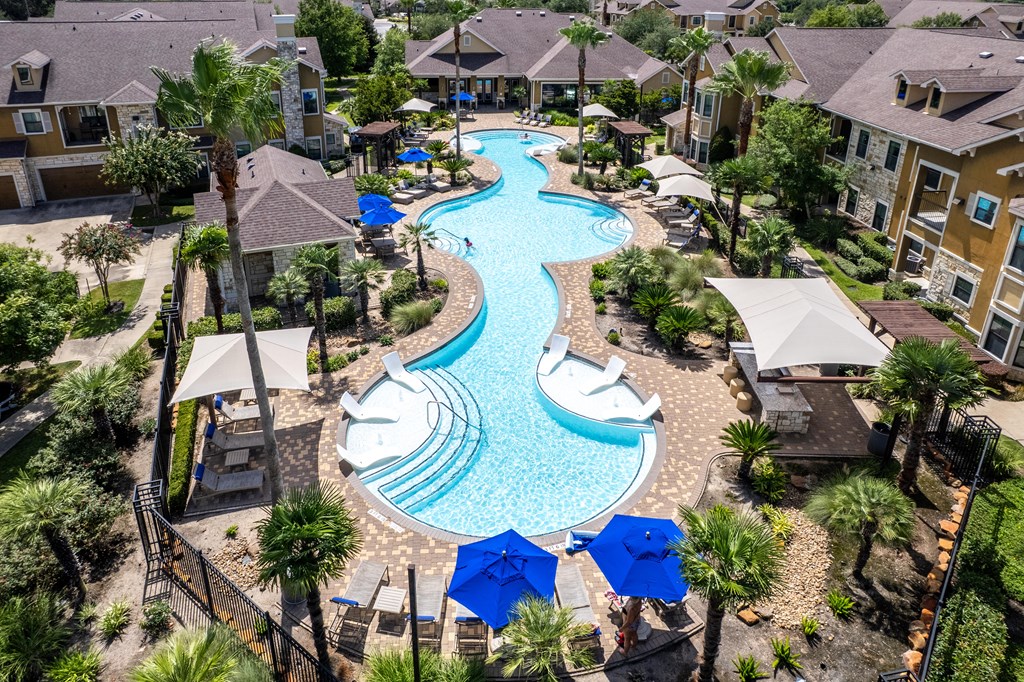 The Avenues At Tuscan Lakes