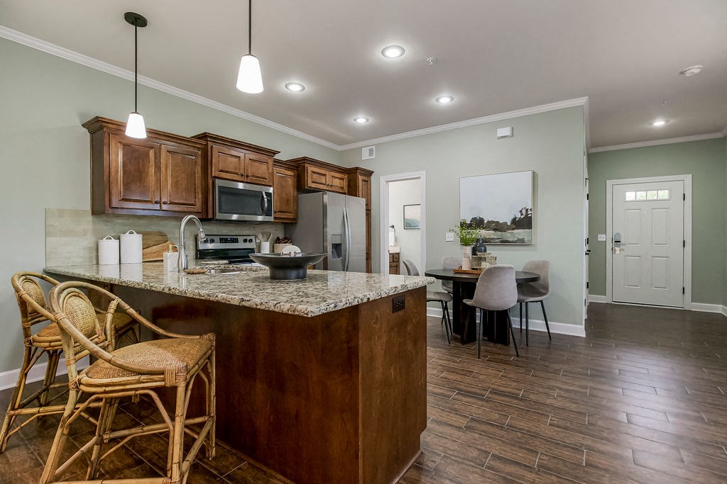Gourmet Kitchen at Prairie Pines Townhomes, Kansas