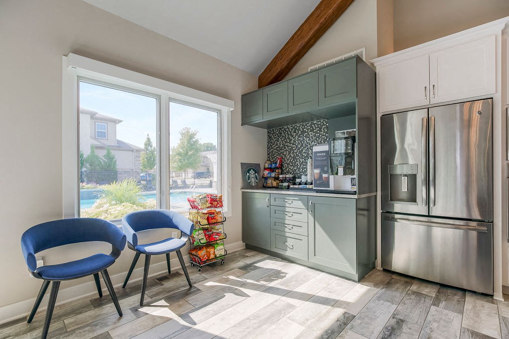 Coffee Lounge at Prairie Pines Townhomes, Shawnee