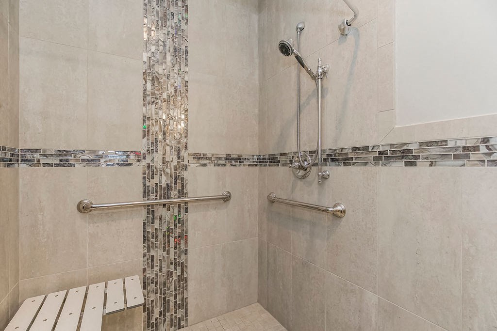 Walk-In Showers And Garden Tubs at Prairie Pines Townhomes, Shawnee, KS, 66226