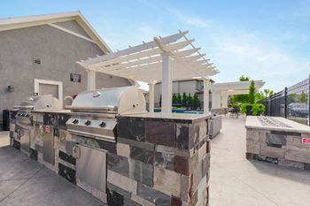 Community Grill Station at Prairie Pines Townhomes, Shawnee, Kansas