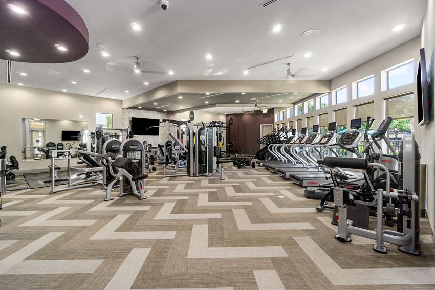 150 North Park Plaza Drive 1-3 Beds Apartment for Rent - Photo Gallery