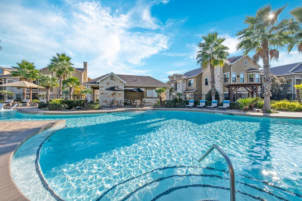 Glimmering Pool at Avenues at Tuscan Lakes, League City, TX, 77573