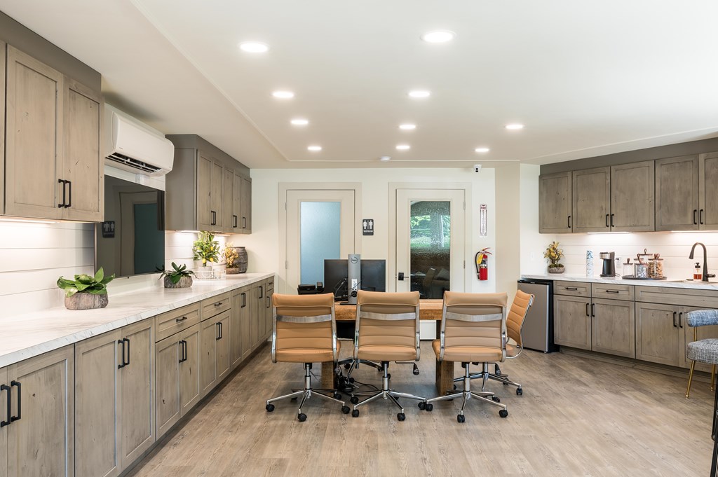 Dining And Kitchen Area at 3TEN, Springfield