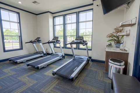 Cardio Machines at Overland Park, Pickerington, OH, 43147