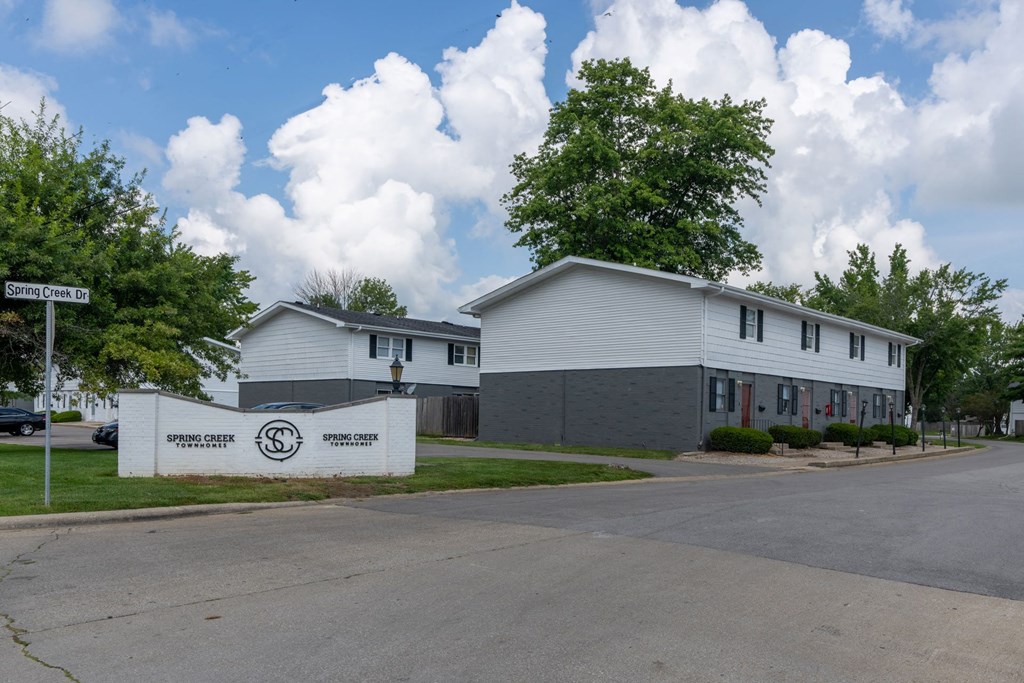 Garages at Spring Creek Townhomes, Springfield, 62702