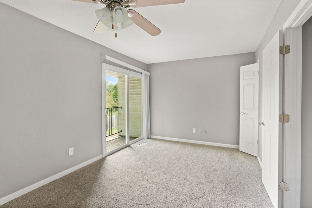 Ceiling Fan at Spring Creek Townhomes Apartments, Springfield