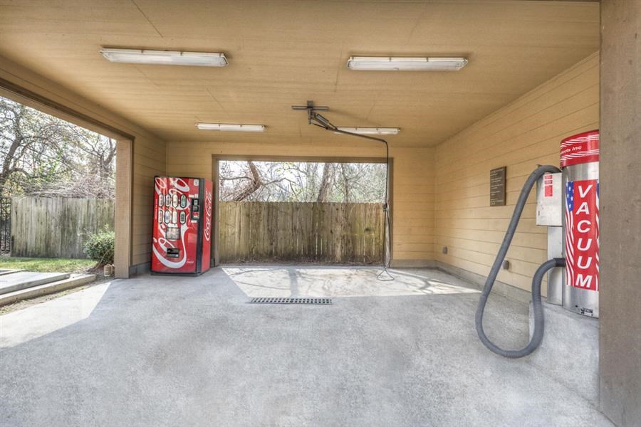 at Discovery at Kingwood, Kingwood, Texas