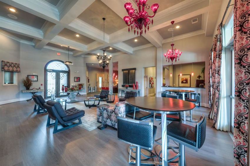 clubhouse living room with table - Photo Gallery