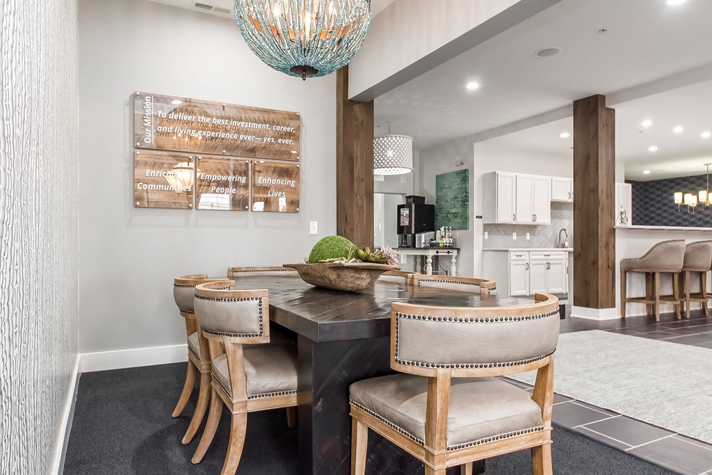 table and chairs in clubhouse at The Greyson, Hilliard, OH, 43026