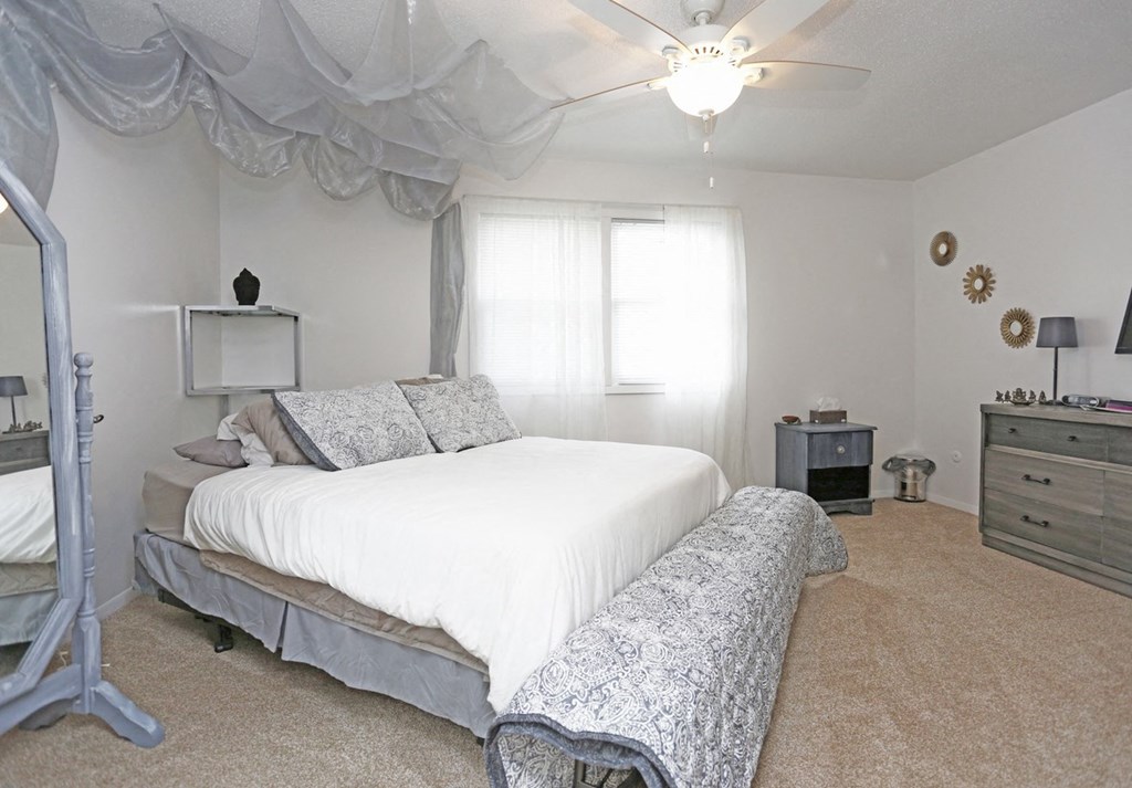 Spring Creek 2BR Remodel - First Bedroom at Spring Creek Townhomes, Springfield, 62702