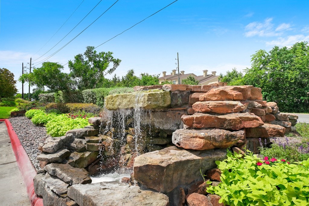Waterfall at Grand Villas Apartments, Katy