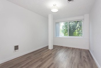 Bedroom - Photo Gallery 13