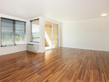 Madison at Sellwood | Living Room Madison at Sellwood | Living Room - Photo Gallery 5