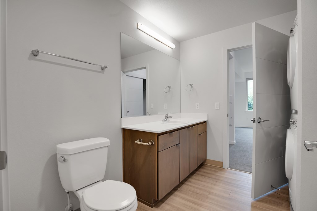The 72nd Apartments | Bathroom