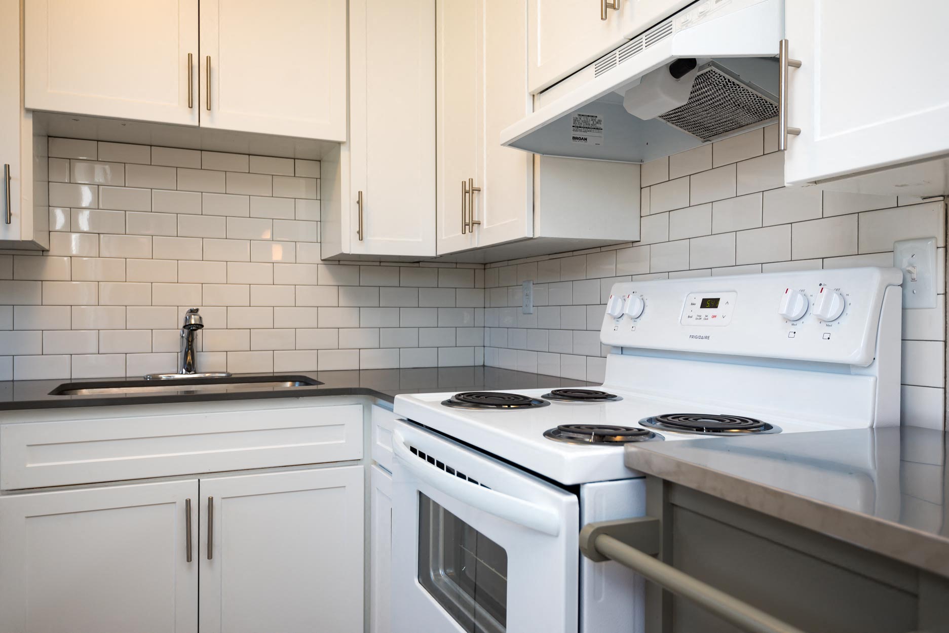The Jax Apartments | Kitchen
