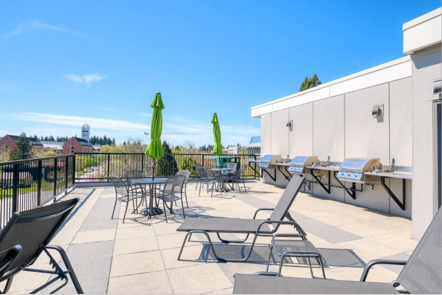 Orchard Crossing | Outdoor Community Space