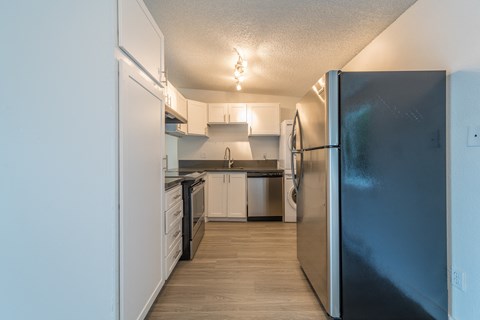 Bel Aire Court | Kitchen