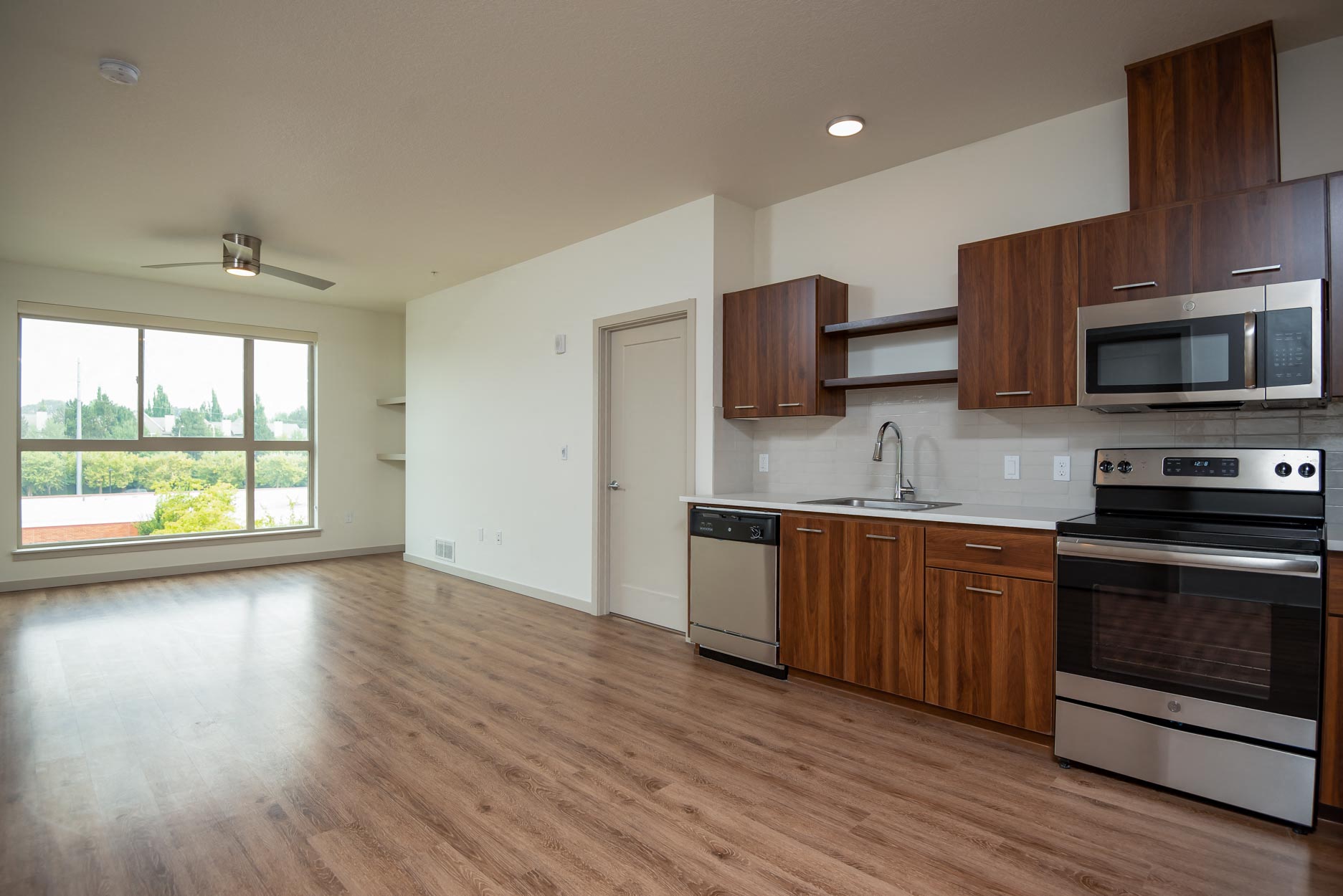 Windsor at Amberglen Apartments | Living Space