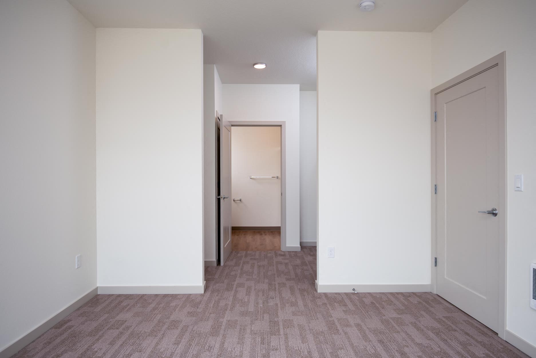 Windsor at Amberglen Apartments | Bedroom