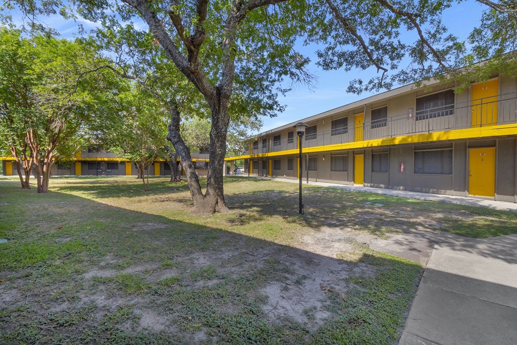 410 Heights | Exterior