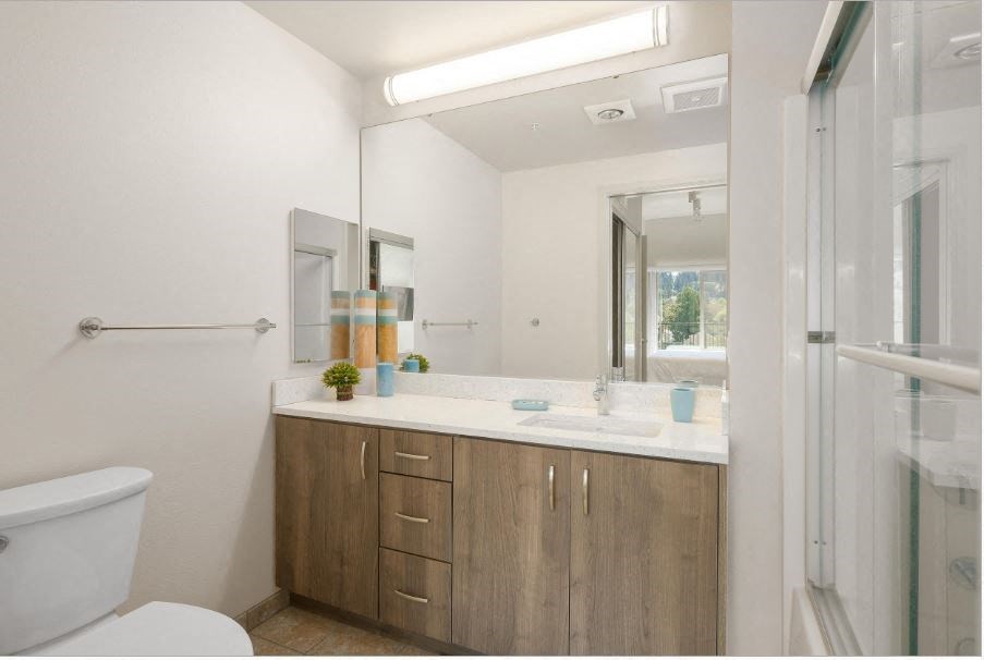 Orchard Crossing | Bathroom