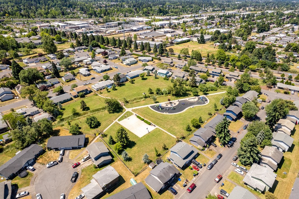 Pacific Park | Exterior