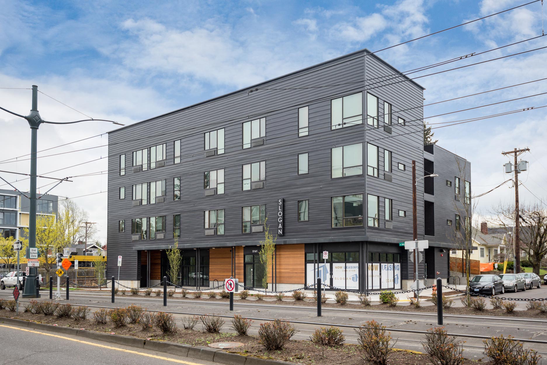 Slogan Apartments | Portland, Oregon