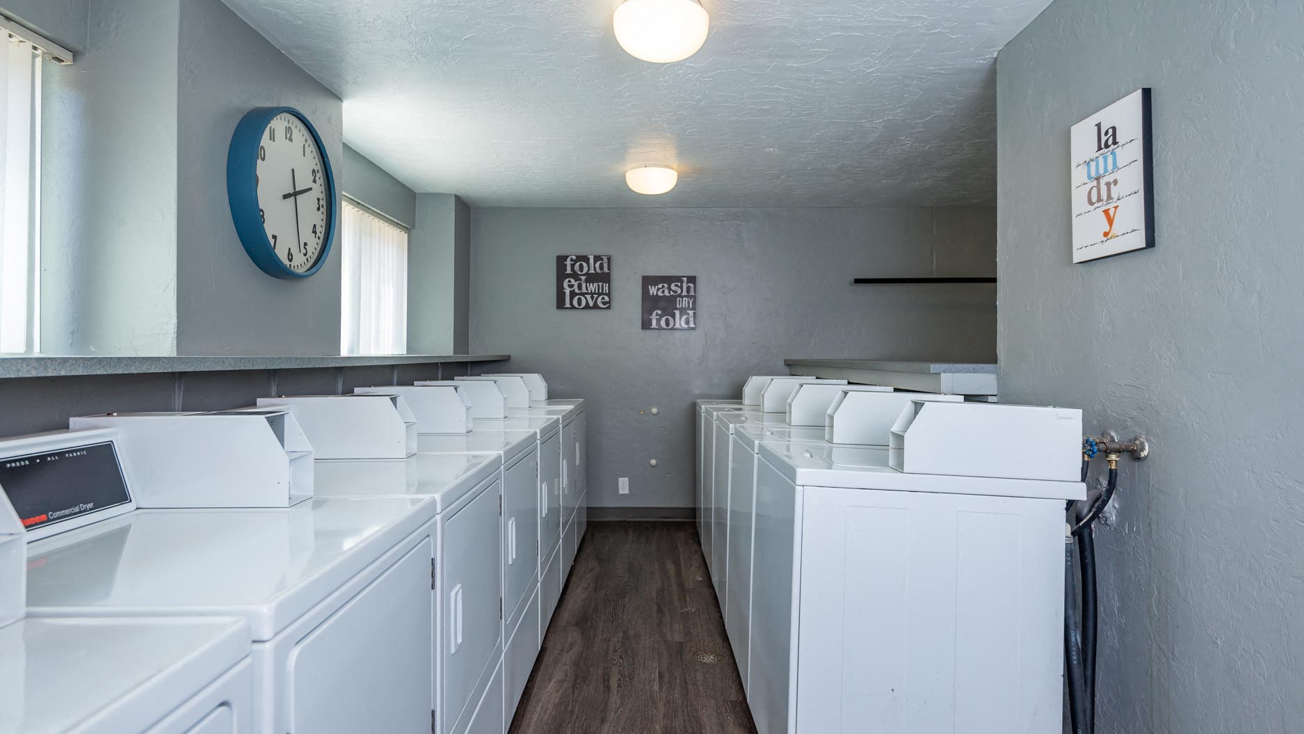 Broadway Center | Laundry Facility