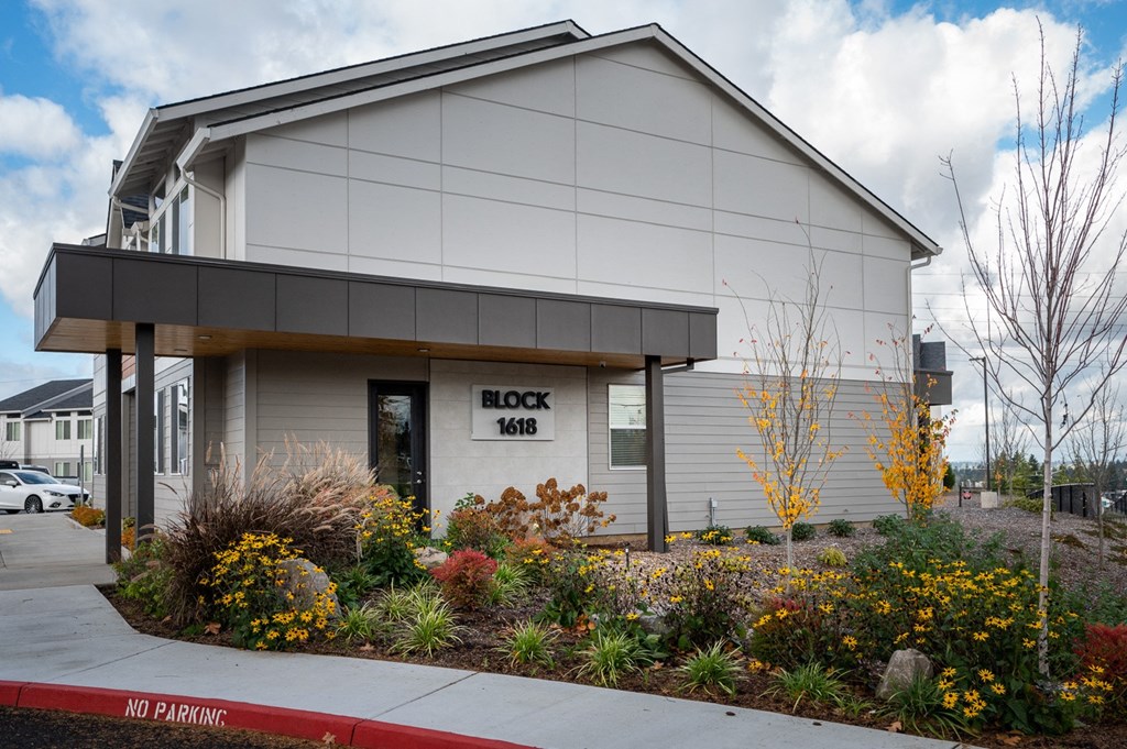 Block 1618 Leasing Office Exterior Block 1618 Leasing Office Exterior
