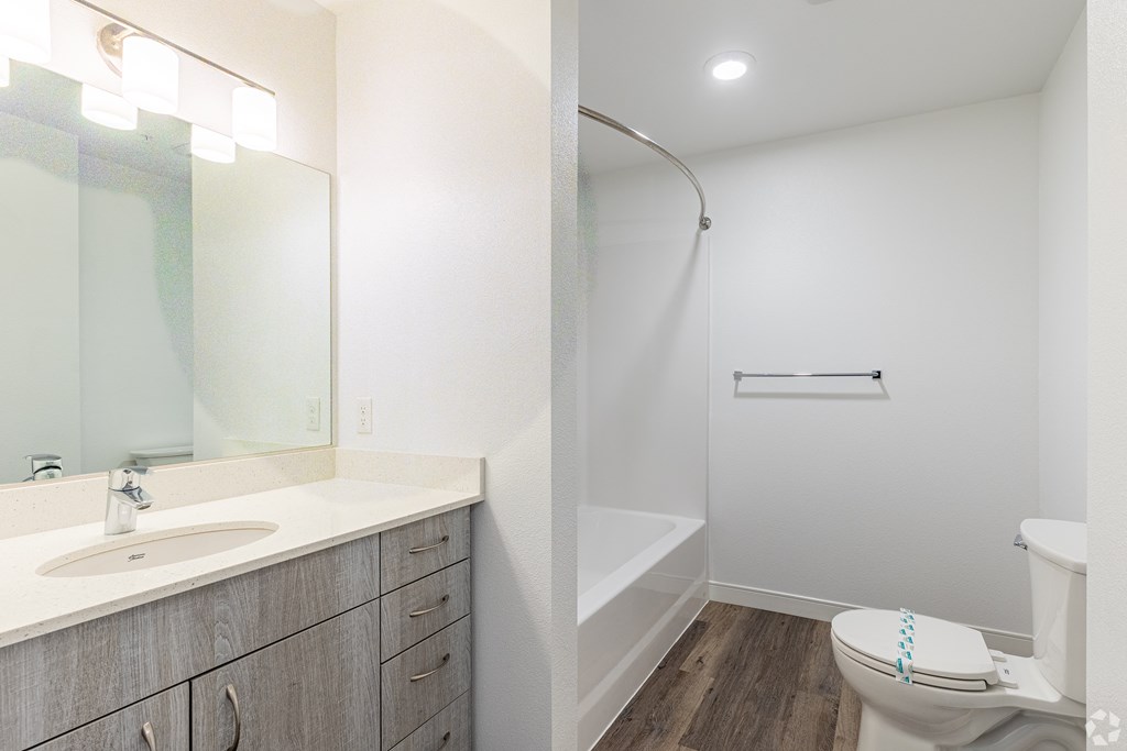 134th Street Lofts | Bathroom