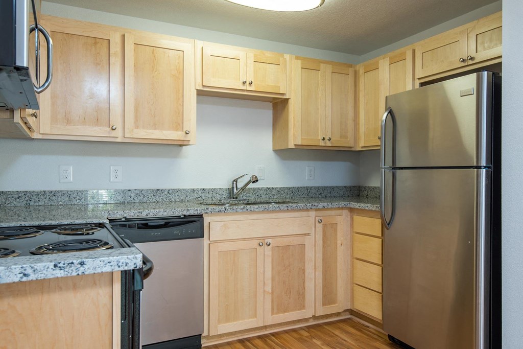 Carolyn Court | Kitchen